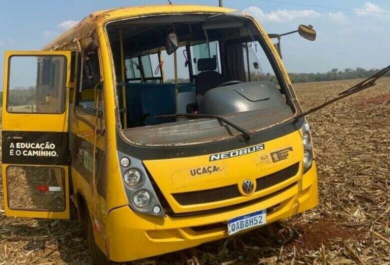 Imagem de compartilhamento para o artigo Acidente com ônibus escolar que transportava 22 crianças deixa 14 feridas em Rio Brilhante da MS Todo dia
